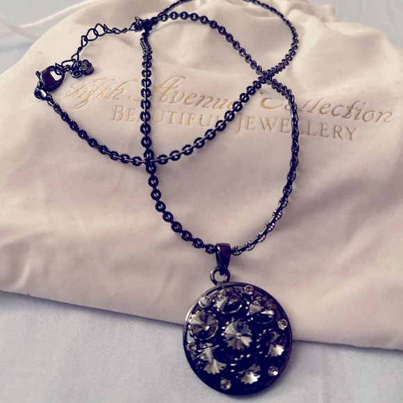 Dark grey metallic necklace and bangle - Picture 3 of 4